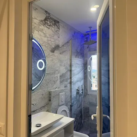 Eri Apartament *