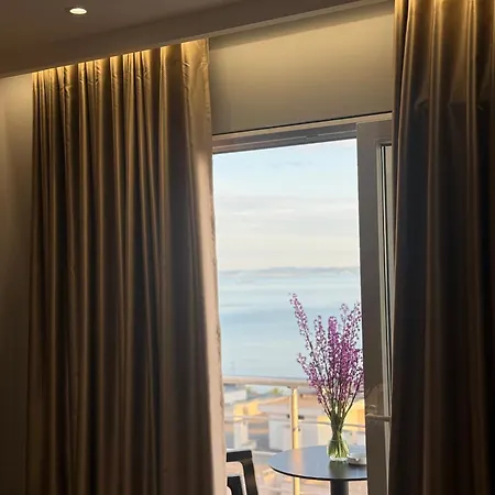 Eri Apartament *