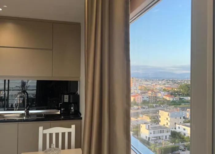 Eri Lägenhet Durrës