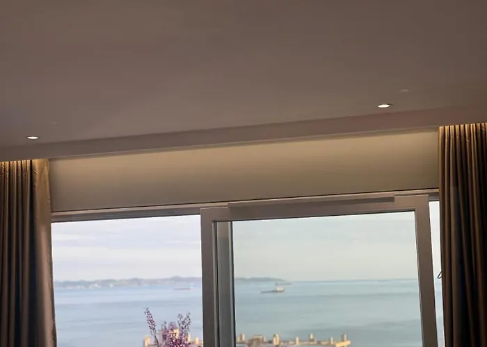 Eri Apartamento Durrës